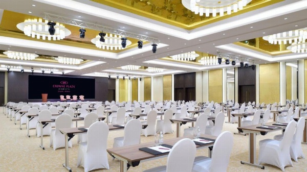 Crowne Plaza Hotel Riyadh Minhal image 22